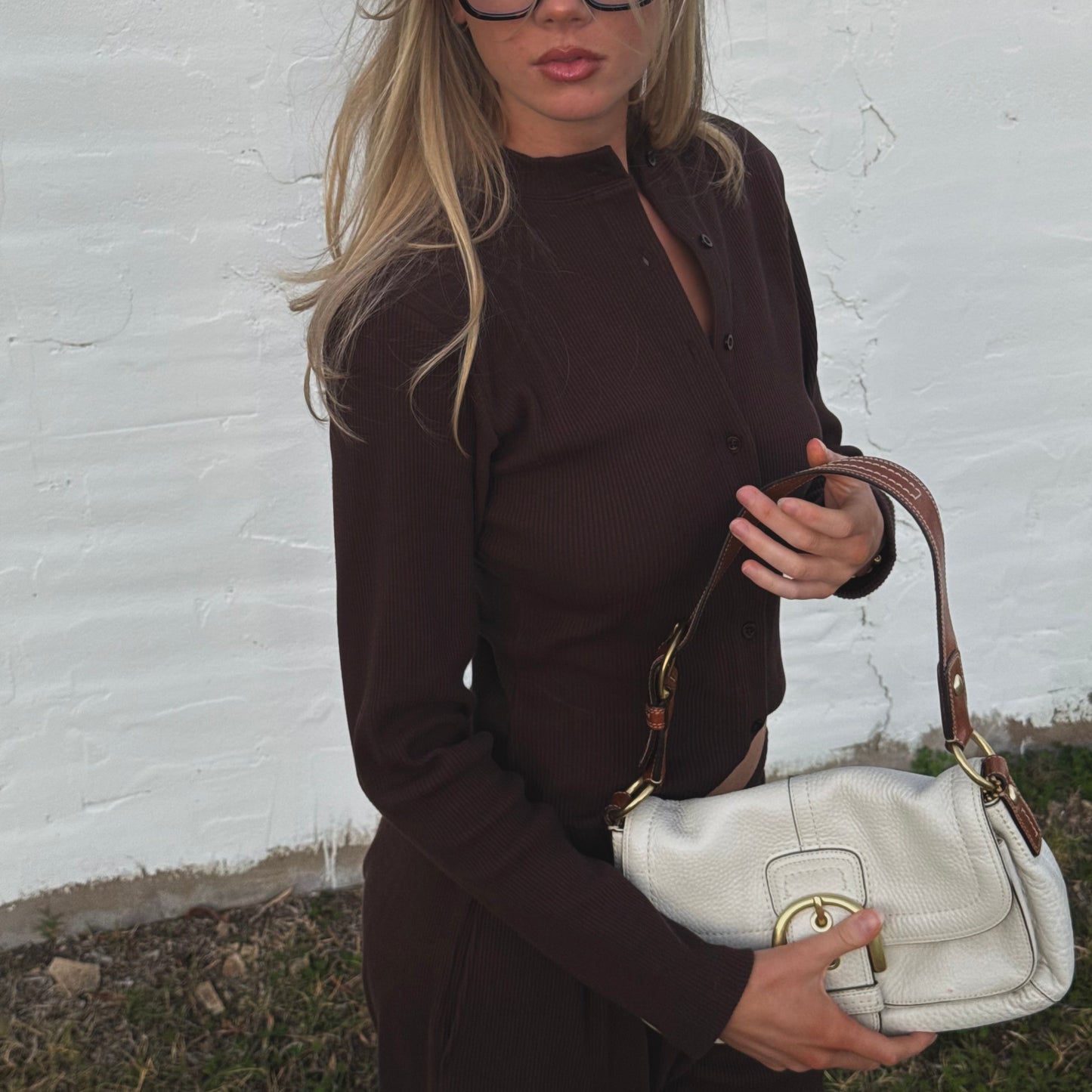 a/ Vintage Coach